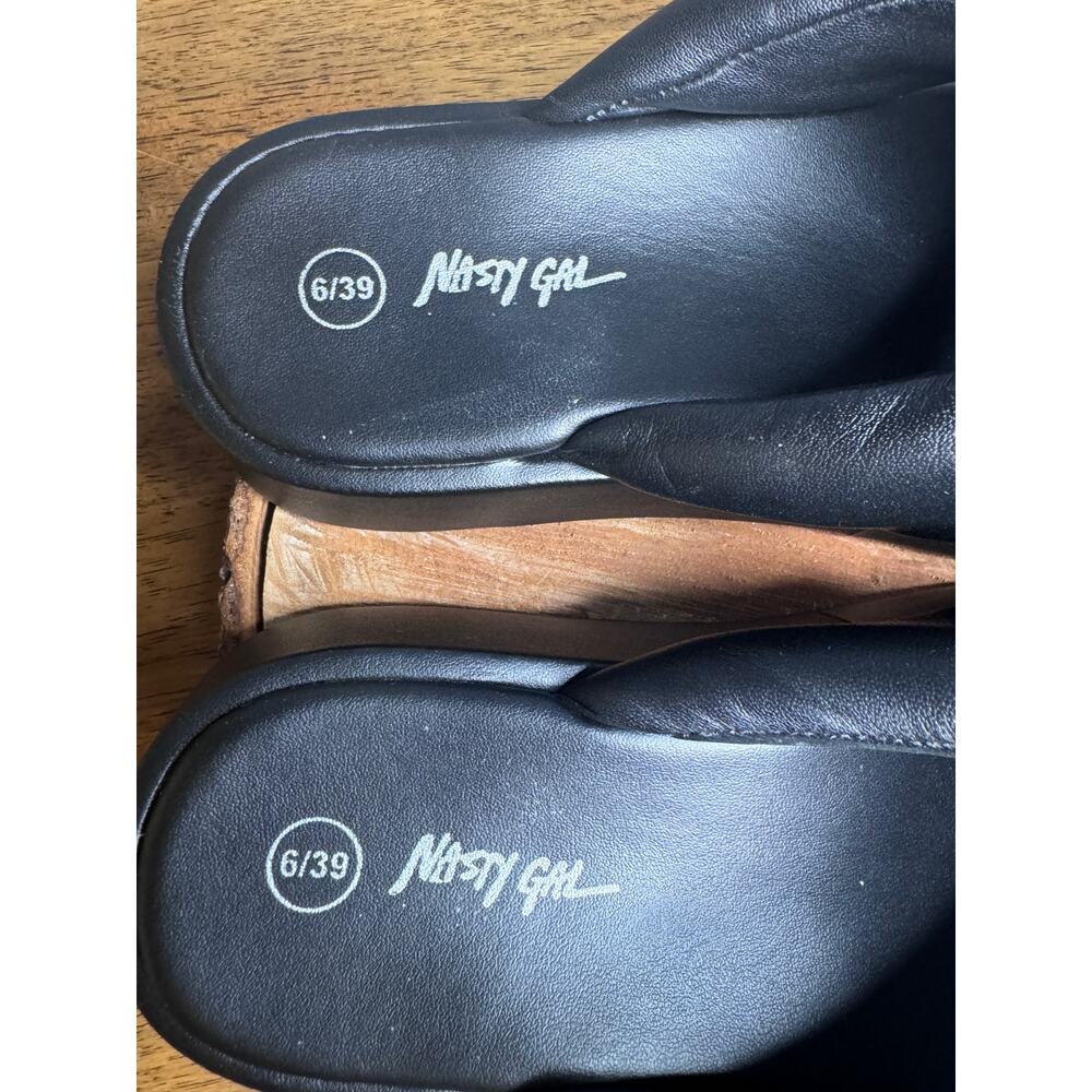 Nasty Gal Faux Leather Platform Flip Flop Sandals Size: 6 - Picture 3 of 5